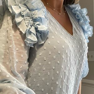 Light blue puffed sleeve shirt - Size S